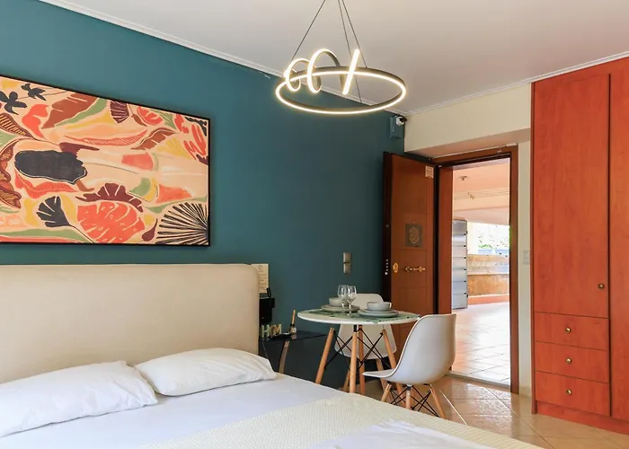 Aiolos Glyfada Super Lux Mini Apartment