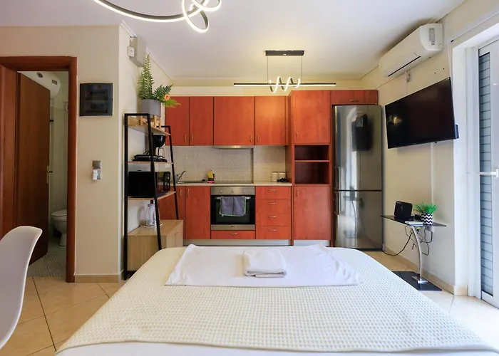 Aiolos Glyfada Super Lux Mini Apartment
